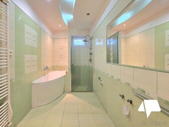 REZERVOVANÝ-  5-izbový rodinný dom Šurianky s veľkým pozemko - 11