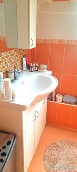 Delta- 3 izb. byt s loggiou zrekonštruovaný Banská Bystrica  - 11