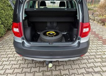 Škoda Yeti 1,2TSi prav.servis vyhř sedade benzín manuál - 11