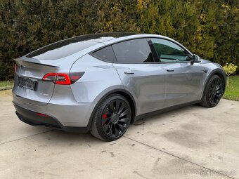 TESLA MODEL Y Performance 393KW 2023/08 - ODPOCET DPH - 11
