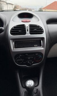 Peugeot 206 1.1 5P - 11