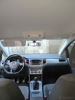 Wolkswagen Golf Sportvan - 11