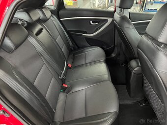 Hyundai i30 1.6i 99kw VYHŘ.SEDAČKY ALU PO ROZVODECH SERVISKA - 11