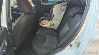 Opel , vyhrievaný volant, sedačky - 11