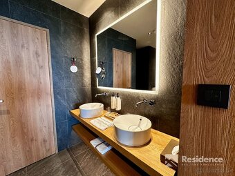 Horský luxus - 2-izbový apartmán v hoteli Swissotel Damian J - 11