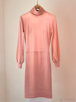 Merino šaty z roláčikom vo veľkosti XS /S - 11