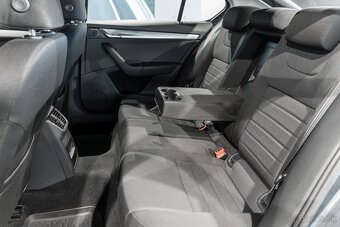 Škoda Octavia 1.6 TDI Elegance - 11