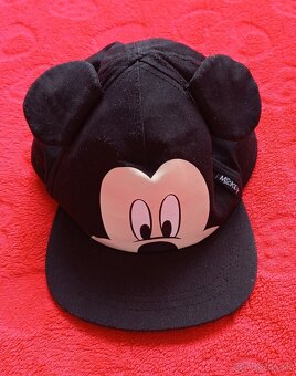 Čiapky, rukavice, korunky - 11