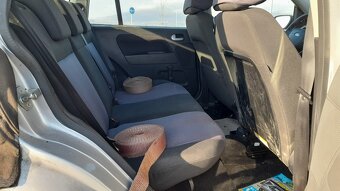 Ford fusion - 1,4 TDCI  Rok  2008 - 11