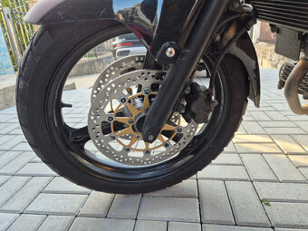 DL650 V-Strom 2003 - 11