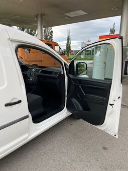 Volkswagen CADDY 2.0tdi MAXI - 11