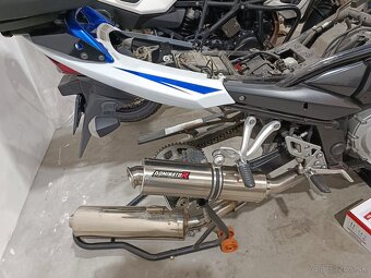 SUZUKI GSX 650 F - 11