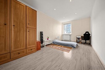 Predaj 2 izb. zrekonštruovaného bytu na Družstevnej ul. v BA - 11