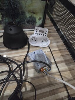 Terárium s vybavením - 11