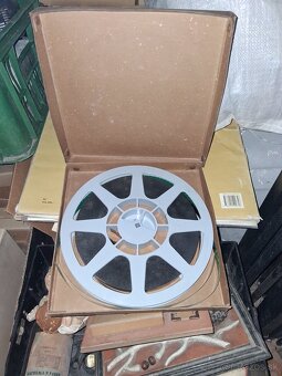 Vlajky,plagaty,mapy,stoličky - 11