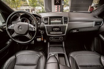 Mercedes-Benz ML 350 BLUETEC 4MATIC AMG - 11