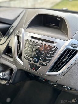 Ford Tourneo Custom - 11