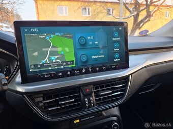 Ford Focus Kombi 1.0 EcoBoost mHEV Edition AT - 11