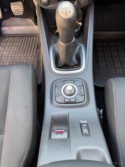 Renault Megane  Hatchback, 1.6 benzín - 11