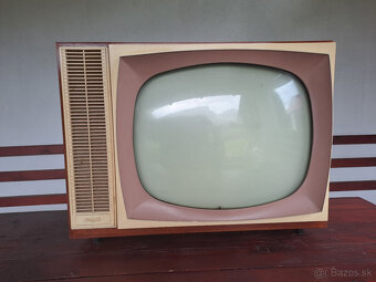 Predám staré rádiá a starý TV - 11