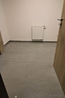 Prenájom priestoru 60 m2 na rôzne účely Bytčická ulica - 11