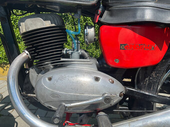 Jawa 250/590 Californian III - 11