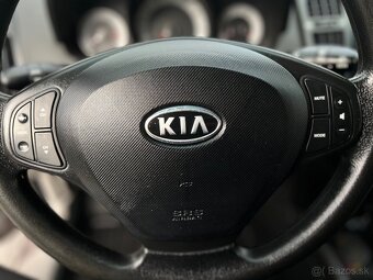 Kia Ceed 1.6i - 11