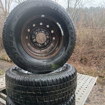 235/75 R15 - 11