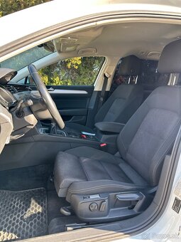Volkswagen Passat Variant 2.0 LEDACCNAVI - 11