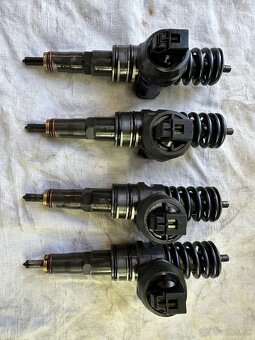 038130073BA Vstrekovac 1,9tdi/96kw - 11