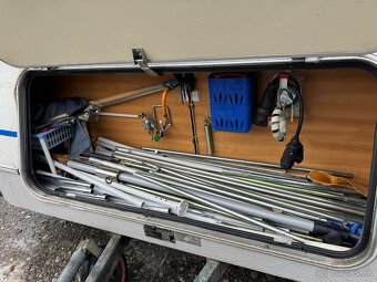 OBYTNY PRIVES KARAVAN KNAUS - 11