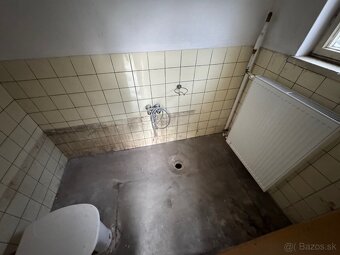 -predaj rodinného domu s predzáhradkou a záhradou o rozlohe - 11