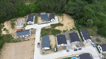 Na predaj 4i RD v obci Gajary. - 11