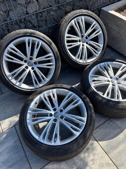 ✅ 5x112 r20 Audi original krasne disky - 11