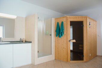 LUXUSNÝ BUNGALOV S BAZÉNOM, 254m², DUNAJSKÁ LUŽNÁ - 11