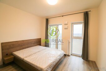 1/2 PROVÍZIA Krásny 2-izb. byt s PARK.MIESTOM a BALKÓNOM v  - 11