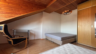 2,5-IZBOVÝ BYT S KRÁSNYM VÝHĽADOM V STAROM MESTE - 11