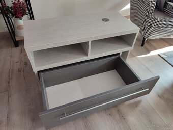 Konferenčný stolík a TV stolík - 11