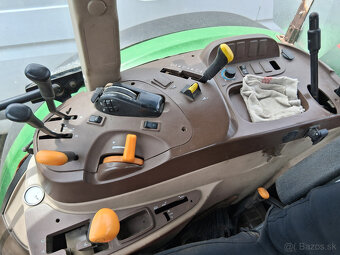 Predám John Deere - 11