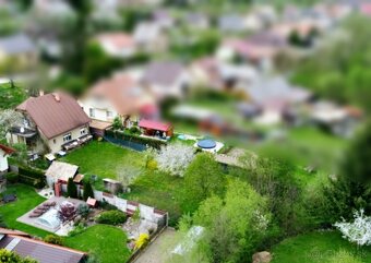 Na predaj rodinný dom s veľkým slnečným pozemkom 968m2 - 11