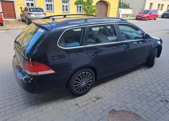 Volkswagen Golf 1,9 TDI Comfortline Variant nafta manuál - 11