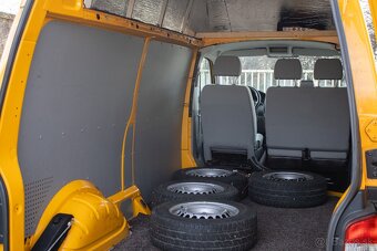 Volkswagen Transporter T5 2.0 TDI LR, 4d. - 11