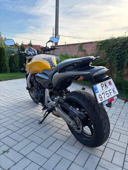Honda Hornet CB600F - 11