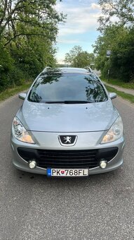 Peugeot 307 SW - 11