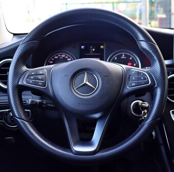 Mercedes-Benz GLC SUV 220d 4MATIC  A/T 125 KW Off-Roader - 11