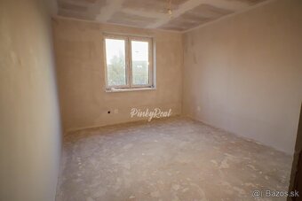 Lepšie bývať v dome ako v byte – RD Boleráz 653 m2 - 11