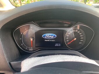 Ford S-MAX - 11