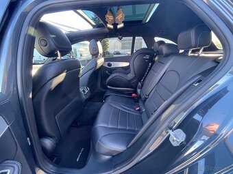 Mercedes-Benz C220d AMG night packet line - 11
