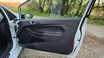 Ford Fiesta 1.6 ST - 11