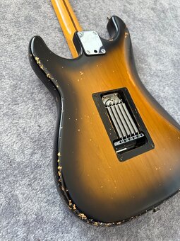 Cheri Stratocaster s dušou vintage nástroja - 11